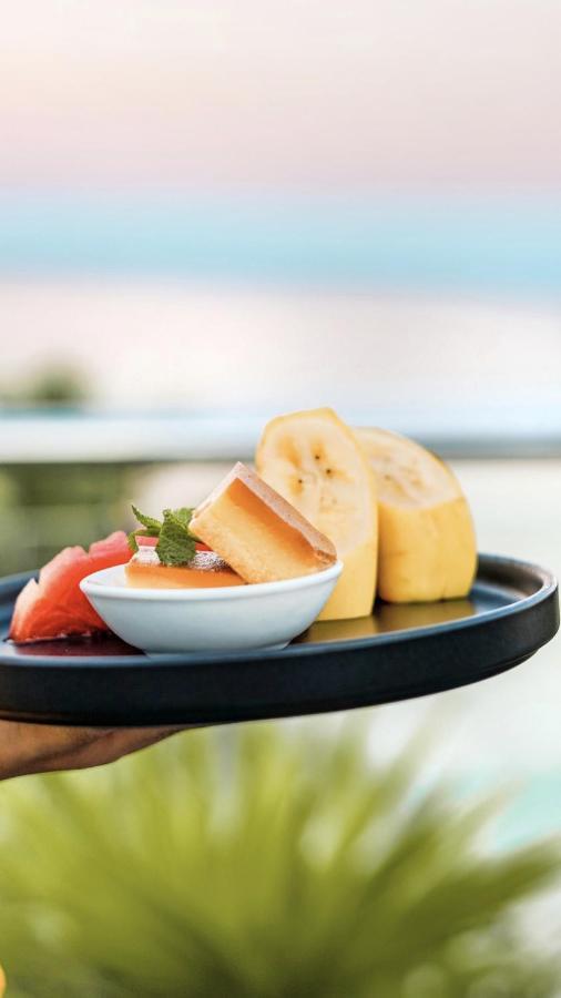 Huvan Beach Hotel At Хулхумале Екстериор снимка