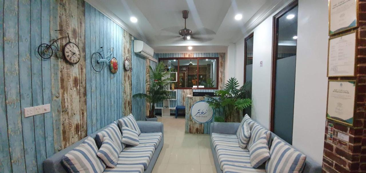 Huvan Beach Hotel At Хулхумале Екстериор снимка